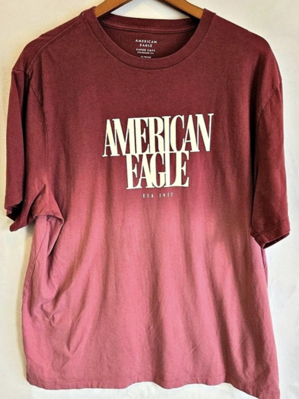American Eagle Super Soft Standard Fit USA 1977 Graphic T-Shirt USA 1977 Graphic